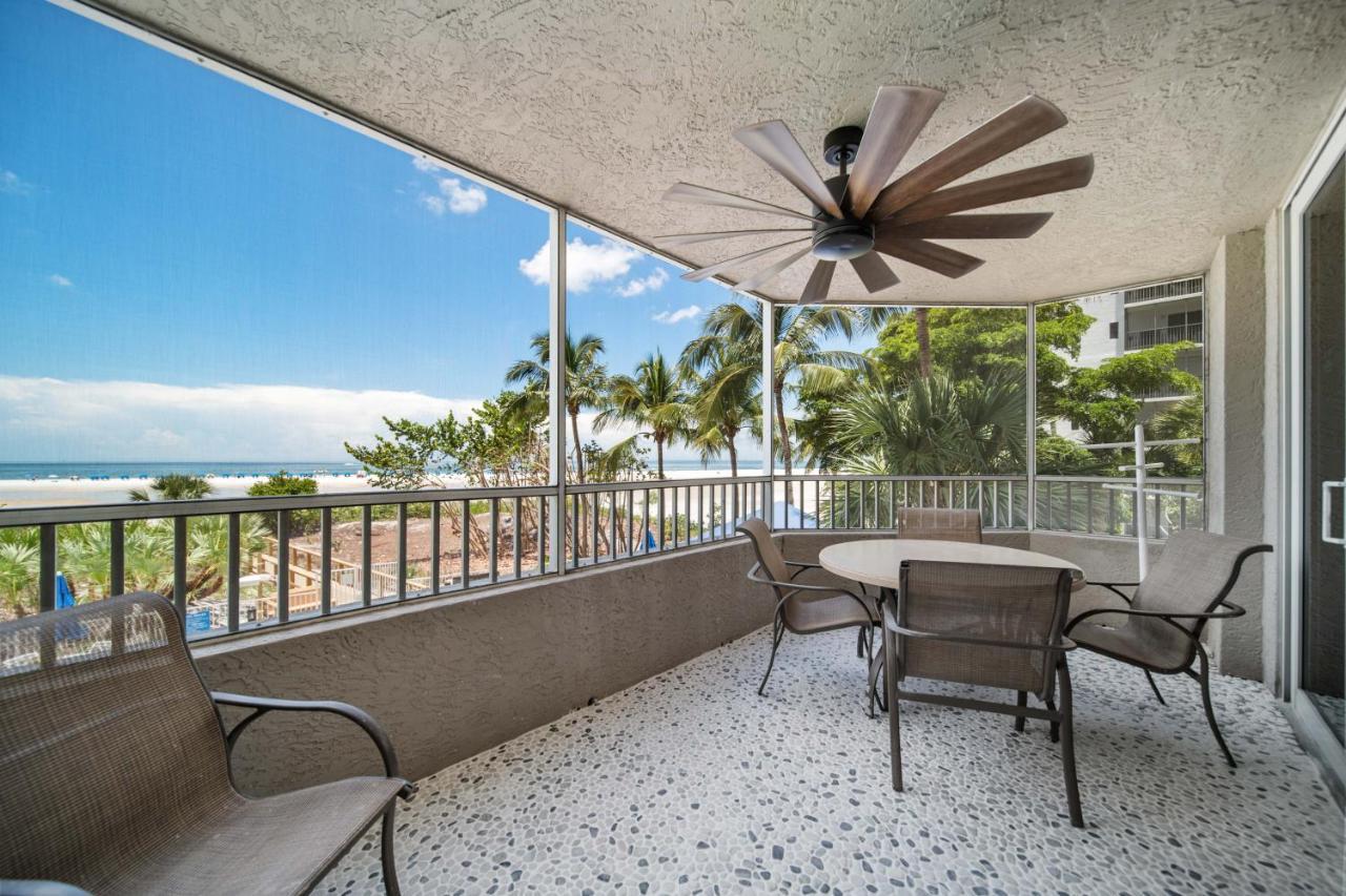Gullwing Beach Front Resort Fort Myers Beach Exterior photo