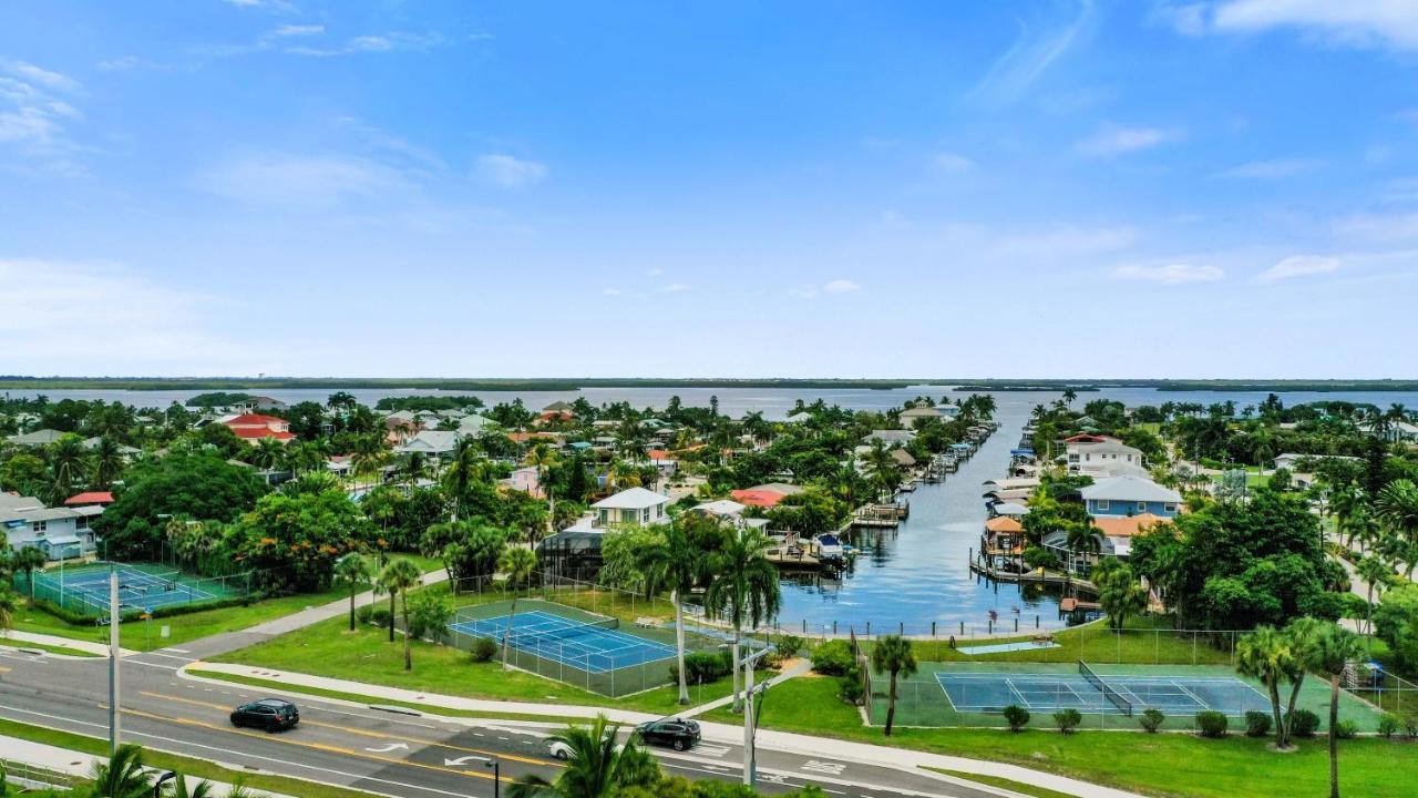 Gullwing Beach Front Resort Fort Myers Beach Exterior photo